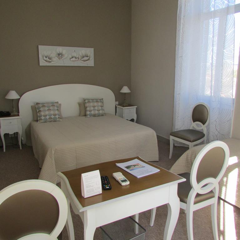Hotel Le Castelet Des Alpilles Saint-Rémy-de-Provence Zimmer foto