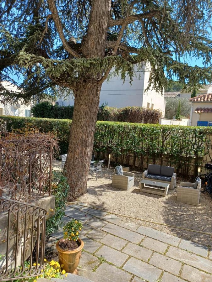 Hotel Le Castelet Des Alpilles Saint-Rémy-de-Provence Exterior foto